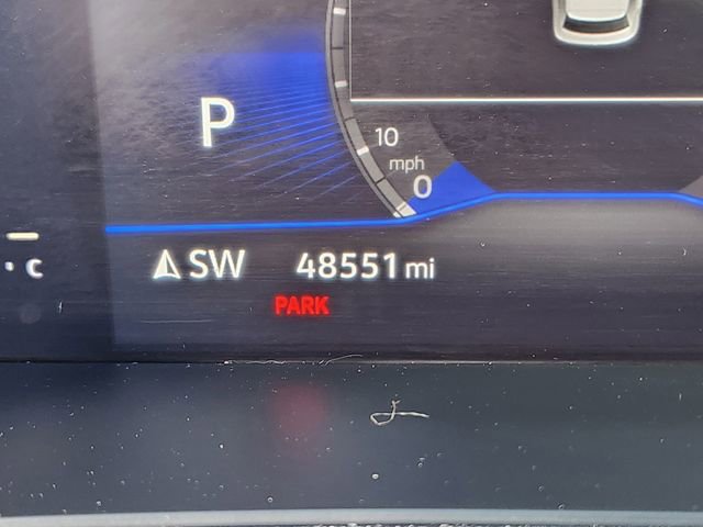 Used 2022 Volkswagen Tiguan SE image 25