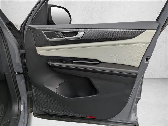 Used 2024 Volkswagen Atlas Cross Sport SEL Premium R-Line image 27