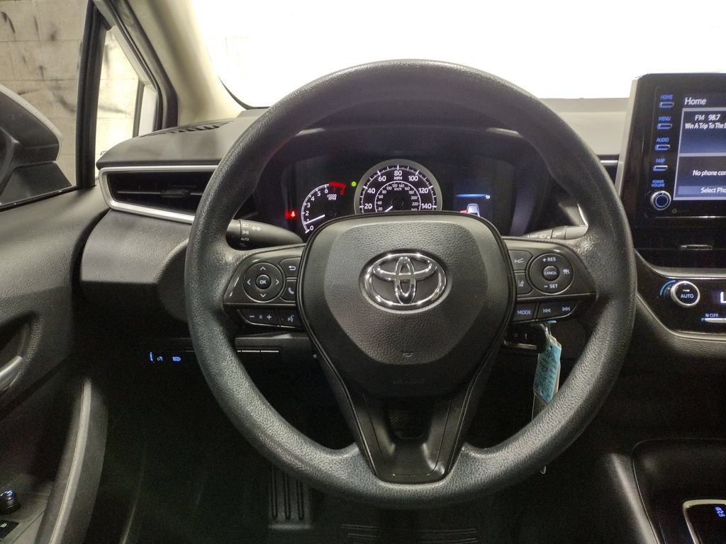 Used 2021 Toyota Corolla LE FWD image 34