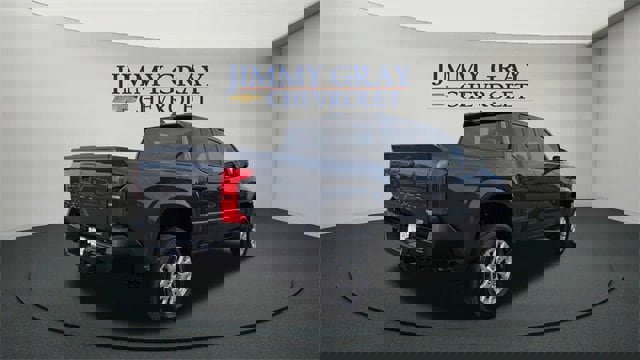 Used 2024 Toyota Tacoma SR image 3