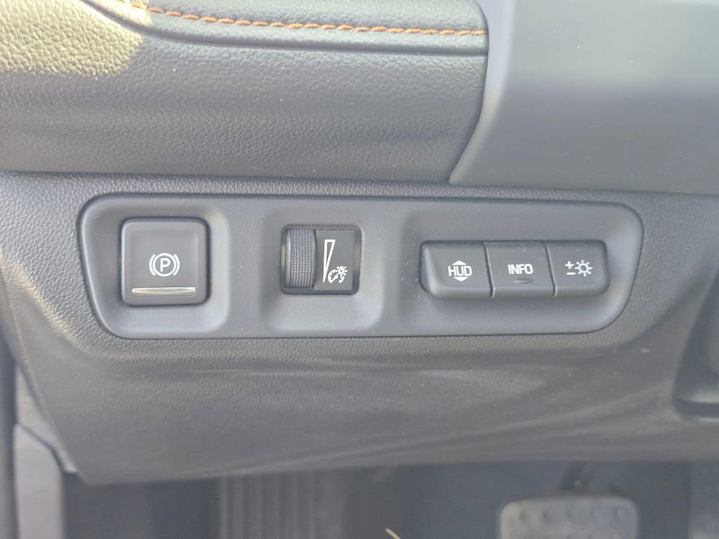 Used 2023 GMC Acadia AT4 w/ GMC Pro Grade Package AWD/4WD image 21
