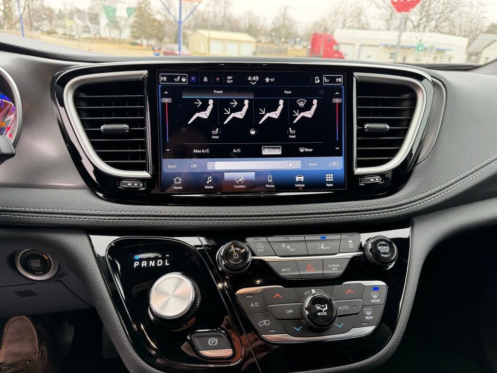 New 2026 Chrysler Pacifica Select FWD image 12