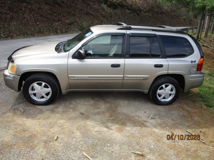 Used 2002 GMC Envoy SLE image 3