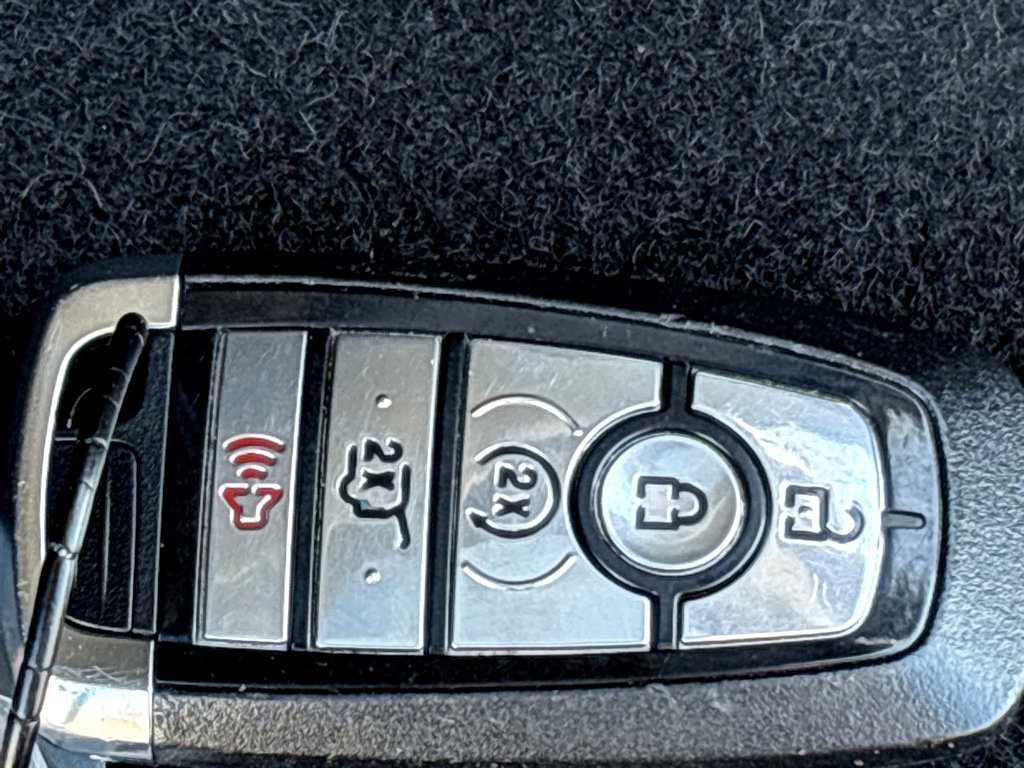 Used 2024 Ford Explorer XLT w/ Equipment Group 202A image 28