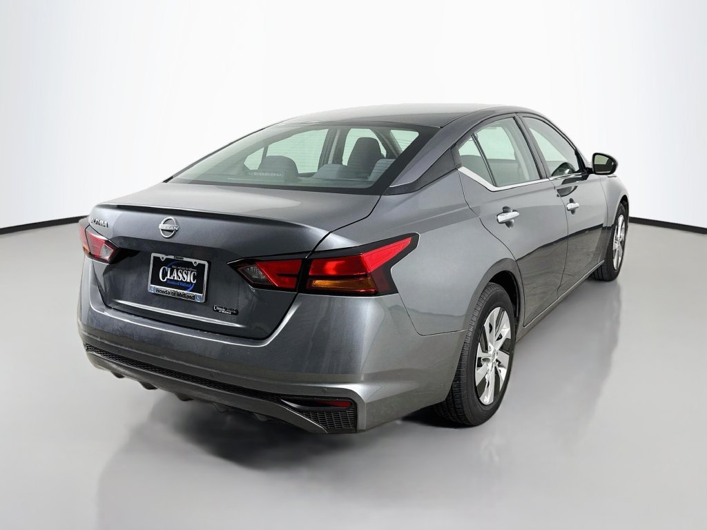 Used 2023 Nissan Altima 2.5 S FWD image 7