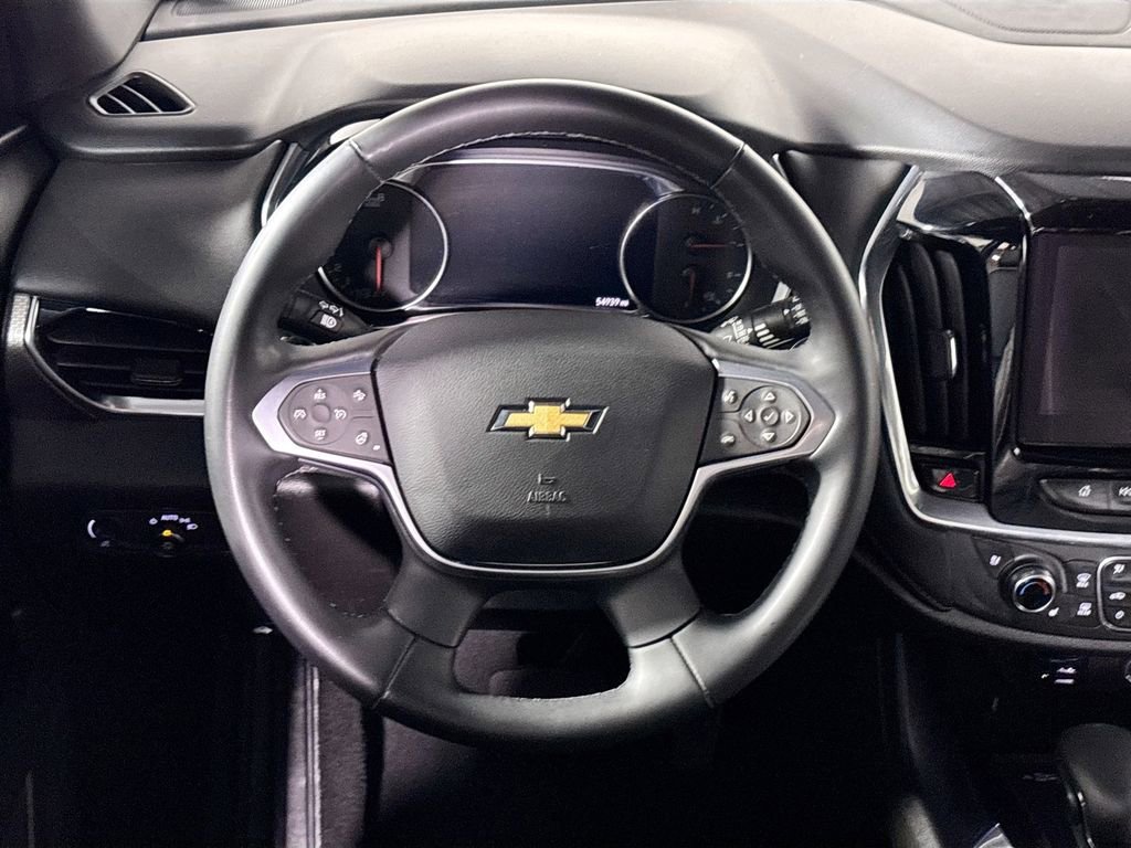 Used 2023 Chevrolet Traverse Premier image 13