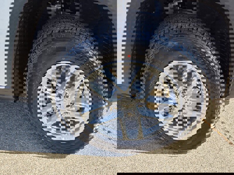 New 2026 Jeep Grand Cherokee L 4WD image 18