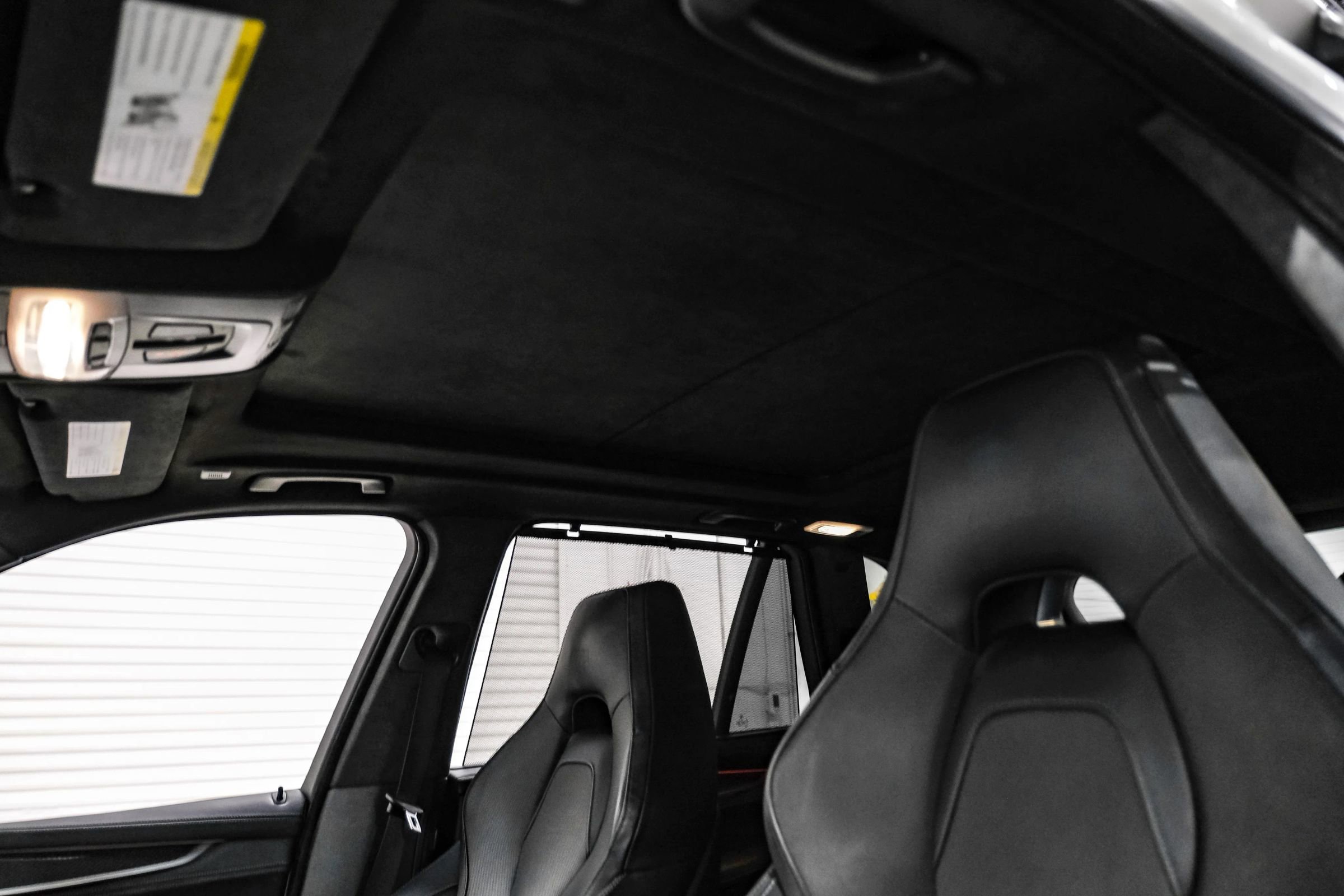 Used 2018 BMW X5 M image 21