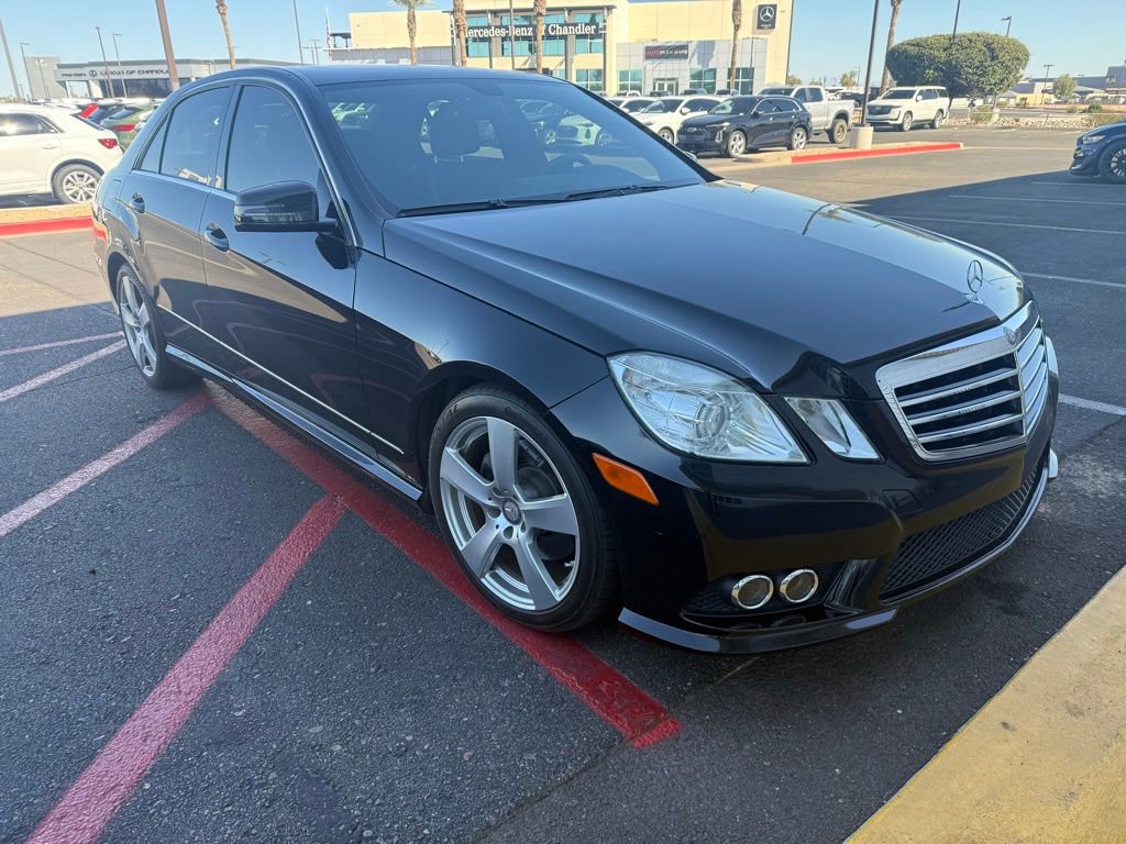 Used 2010 Mercedes-Benz E 350 Sedan image 3