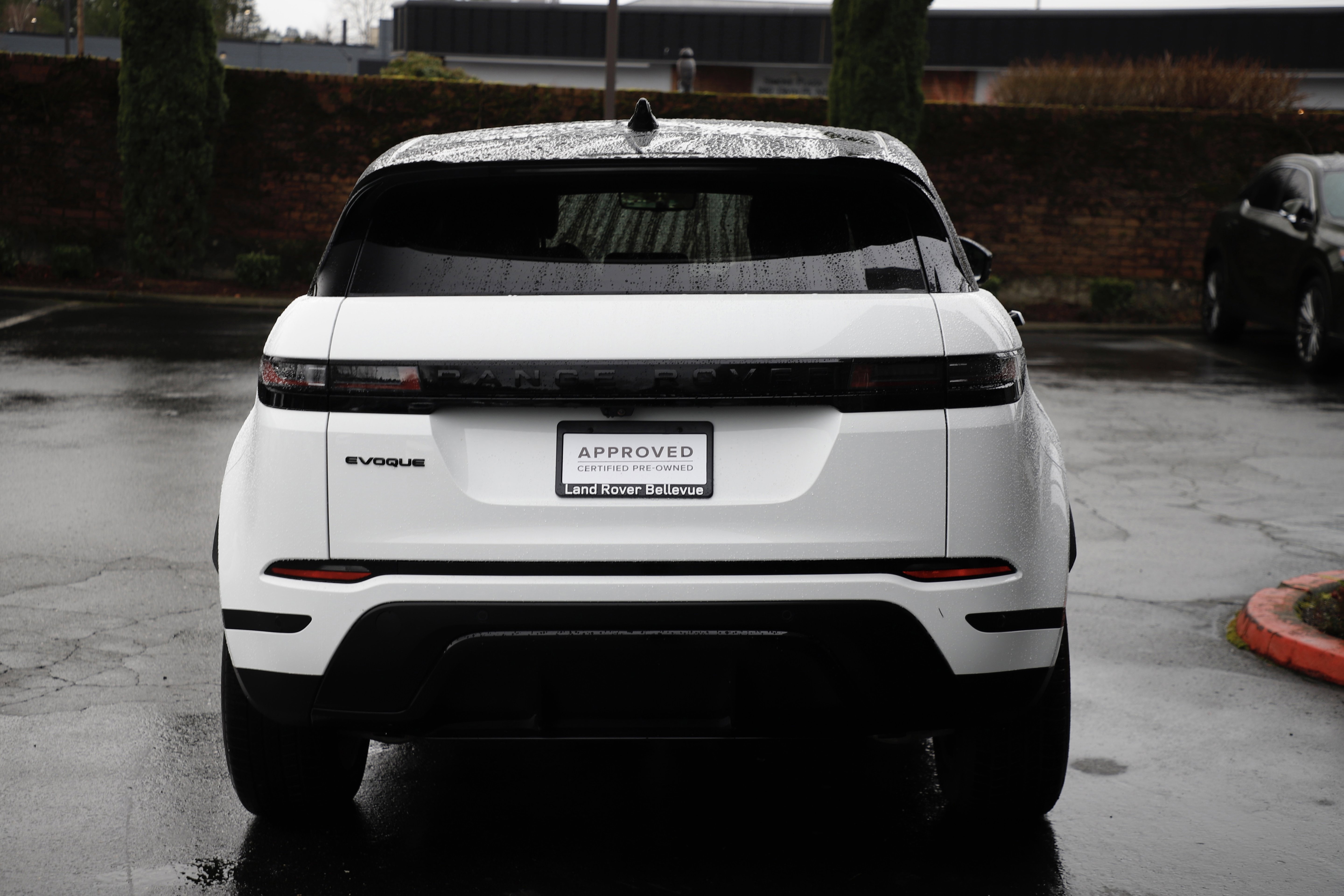 Certified 2025 Land Rover Range Rover Evoque S image 5