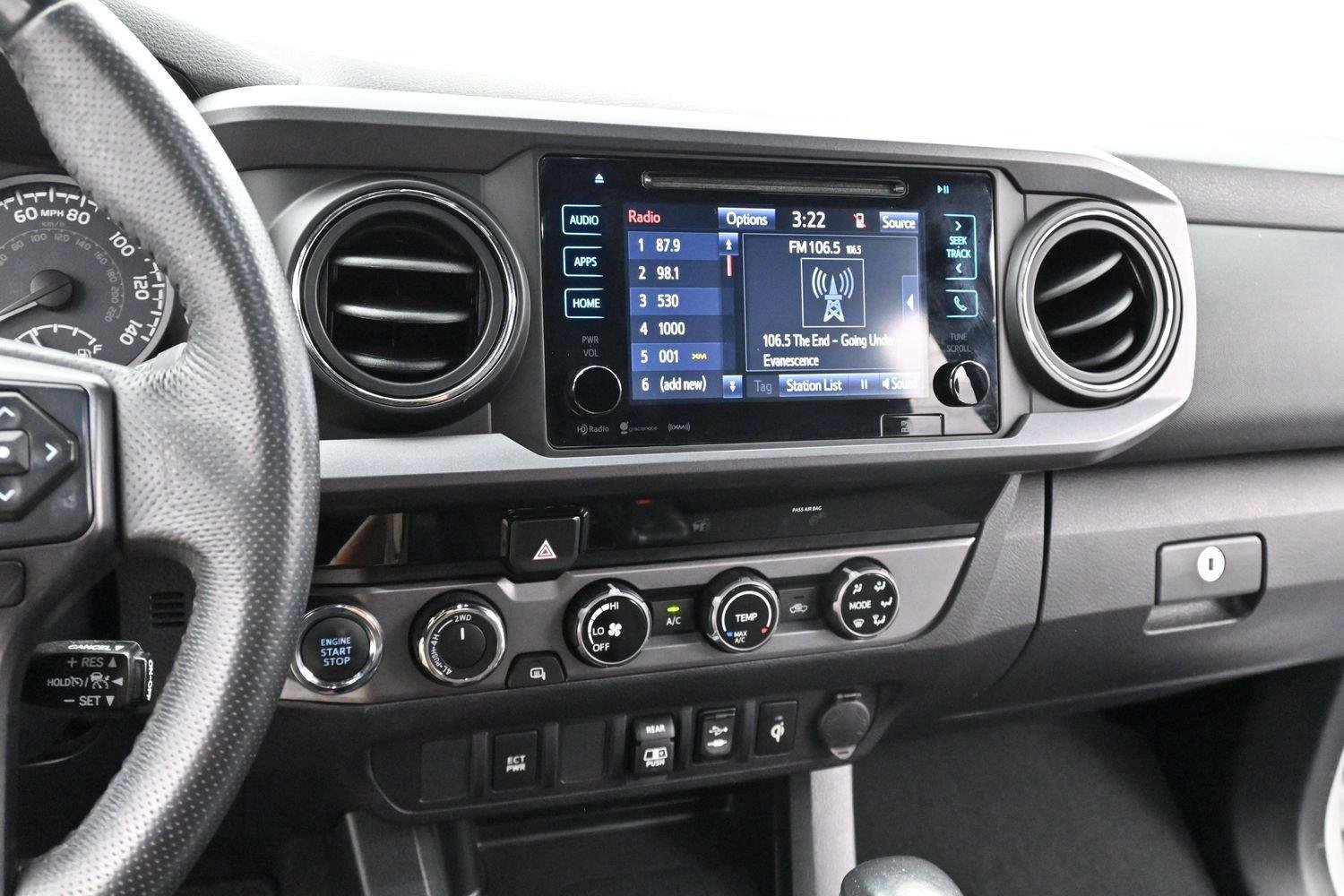 Used 2018 Toyota Tacoma TRD Off-Road AWD/4WD image 17