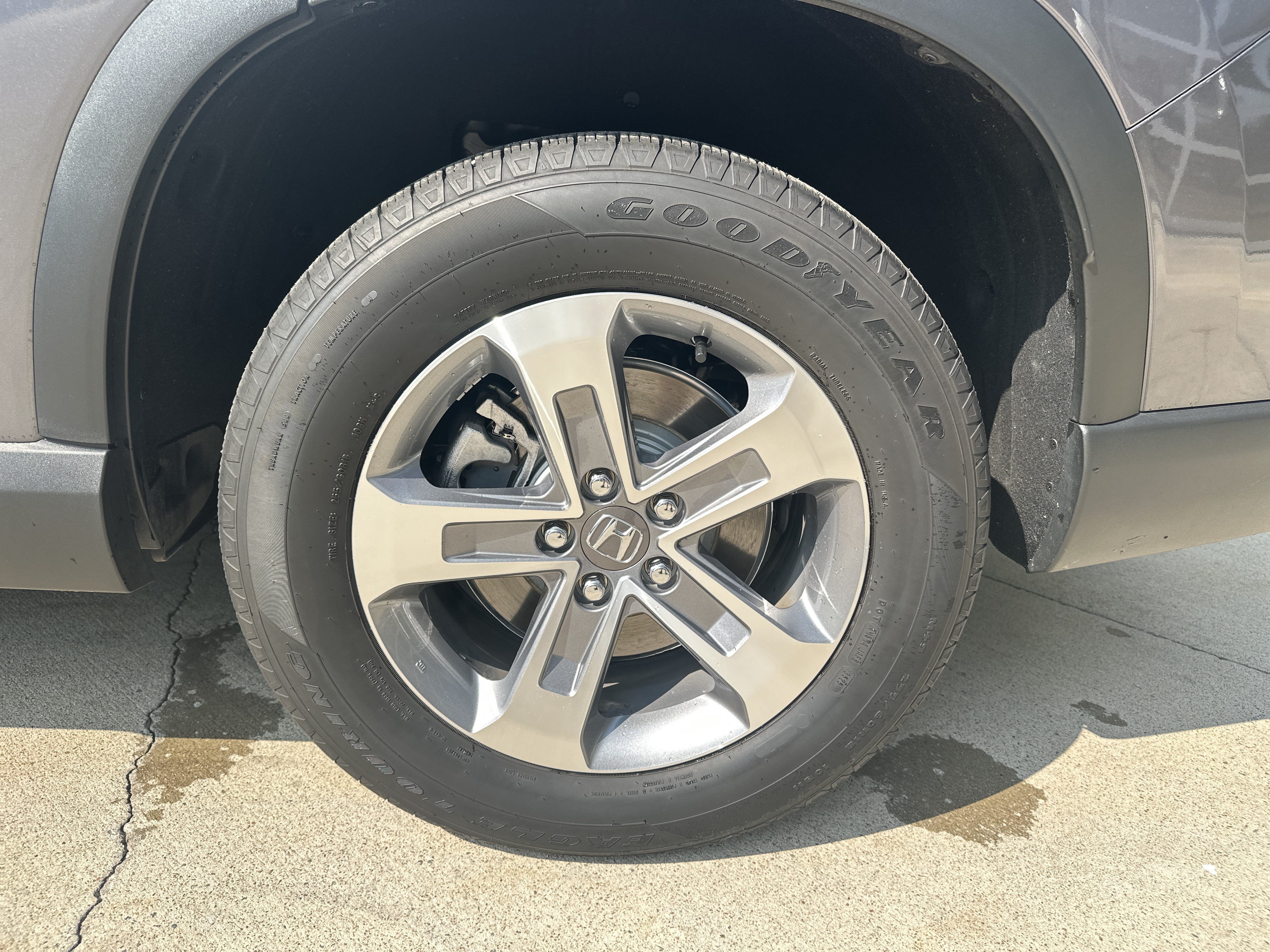 Used 2025 Honda Pilot EX-L image 32