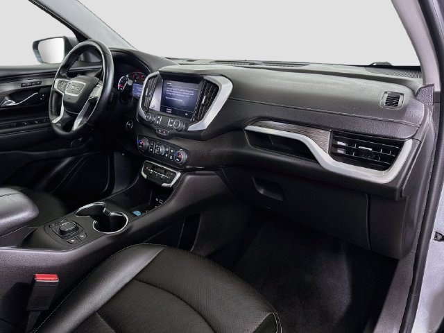 Used 2024 GMC Terrain SLT FWD image 29