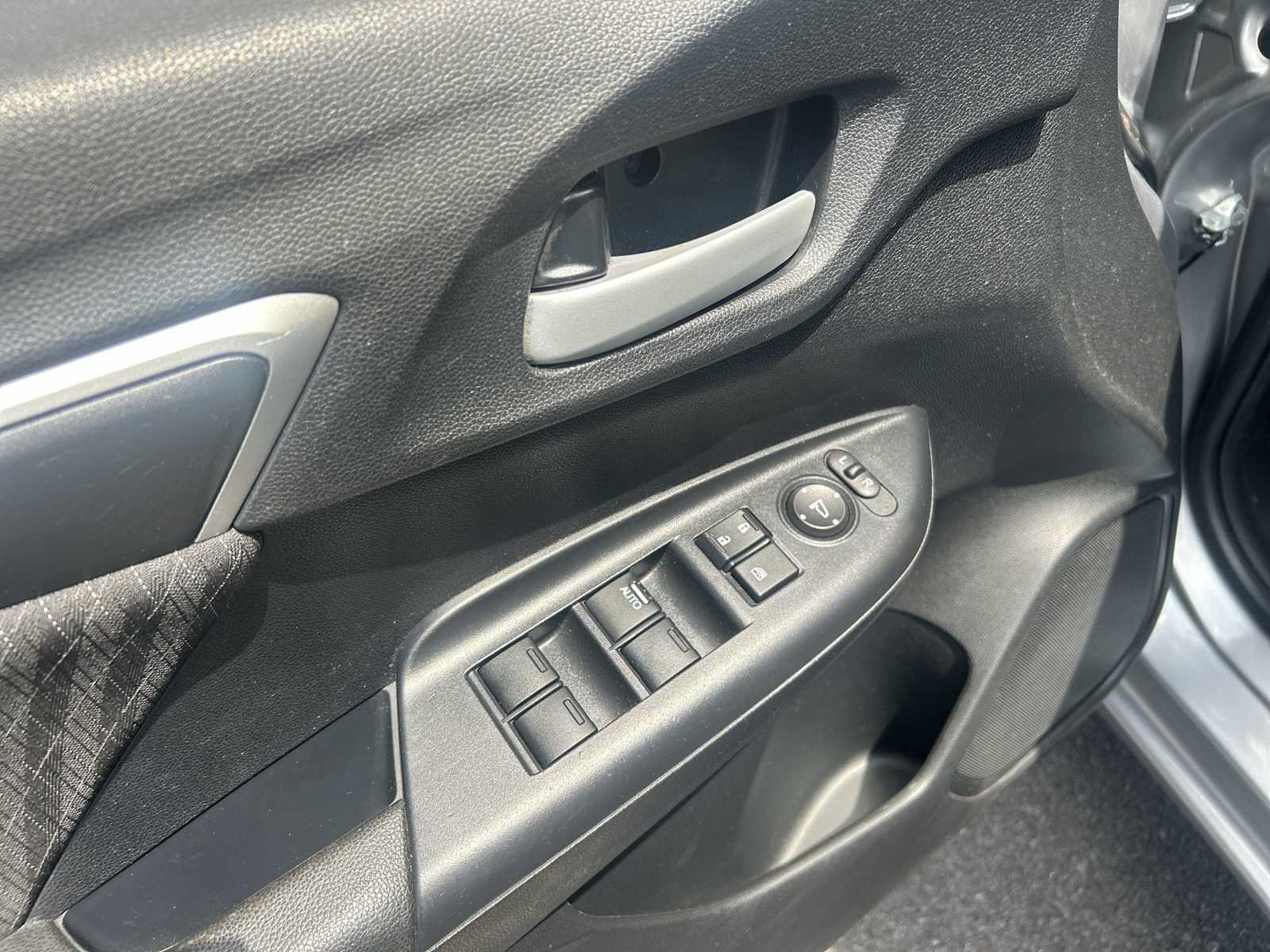 Used 2018 Honda Fit EX image 15