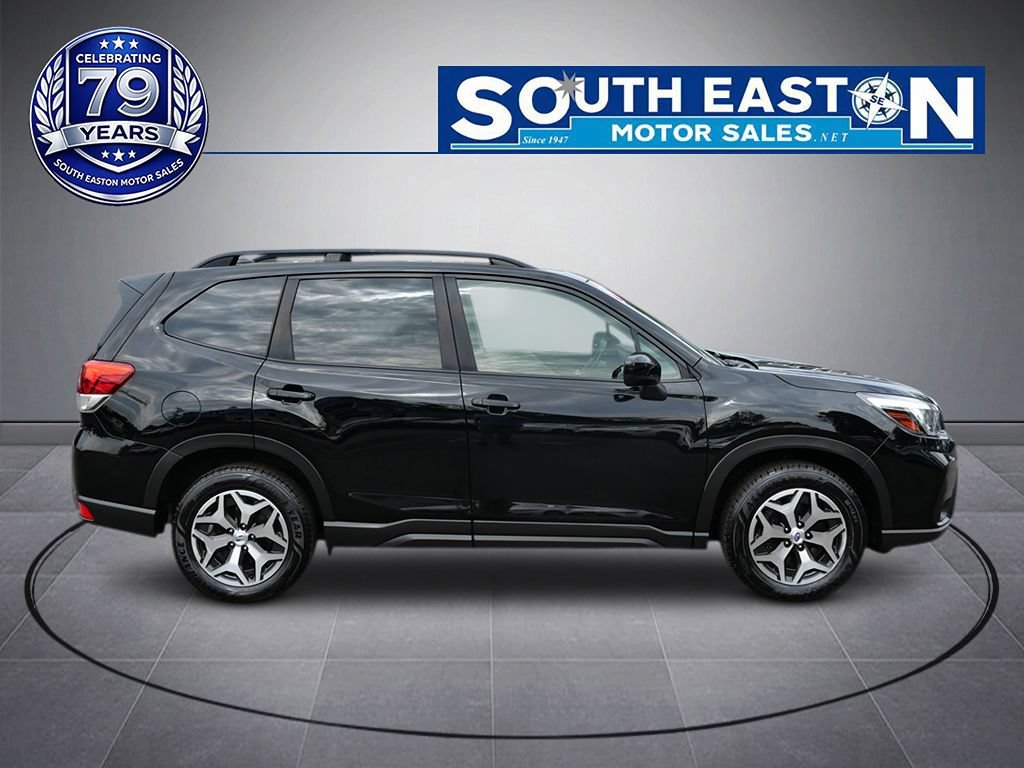 Used 2020 Subaru Forester Premium AWD/4WD image 8