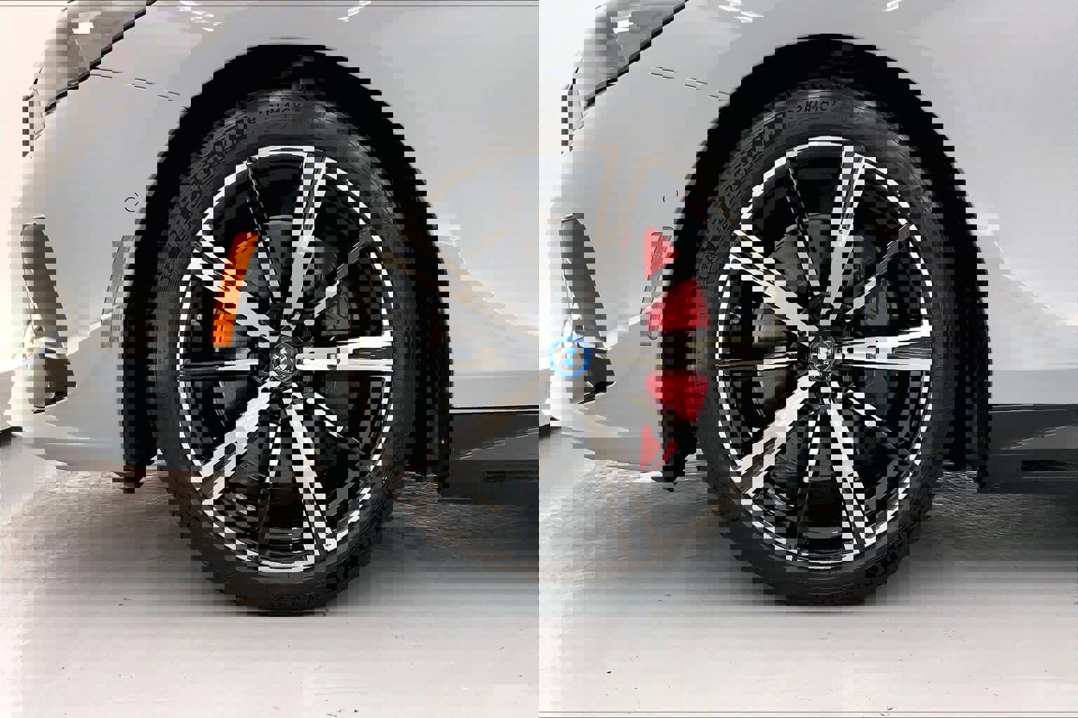 Used 2024 BMW i5 M60 w/ Premium Package image 8