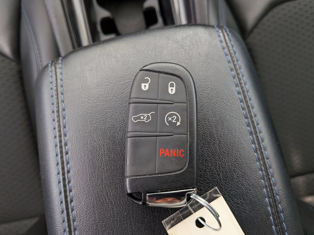 Used 2022 Jeep Compass Latitude w/ Convenience Group AWD/4WD image 36