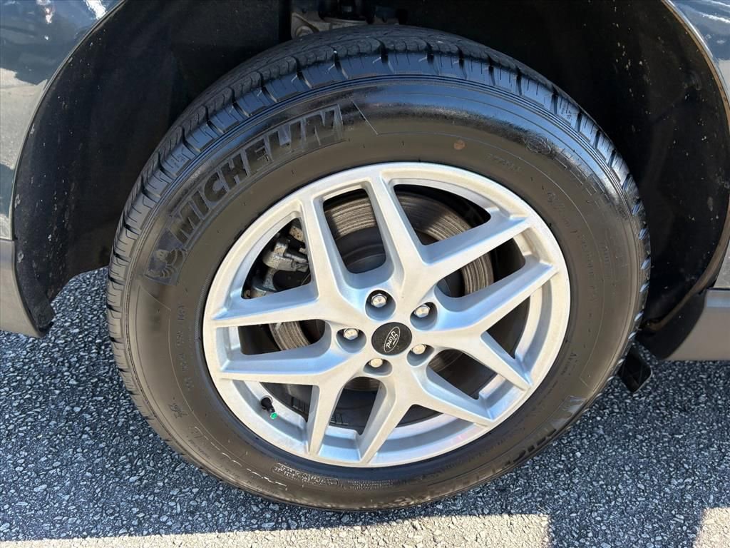 Used 2024 Ford Edge SEL AWD/4WD image 24