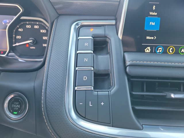 Used 2021 GMC Yukon XL AT4 w/ AT4 Premium Plus Package AWD/4WD image 22