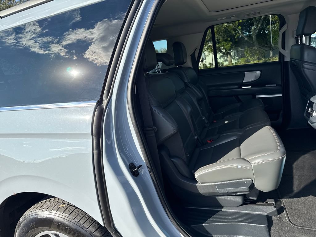 Certified 2025 Ford Expedition Max Active image 29