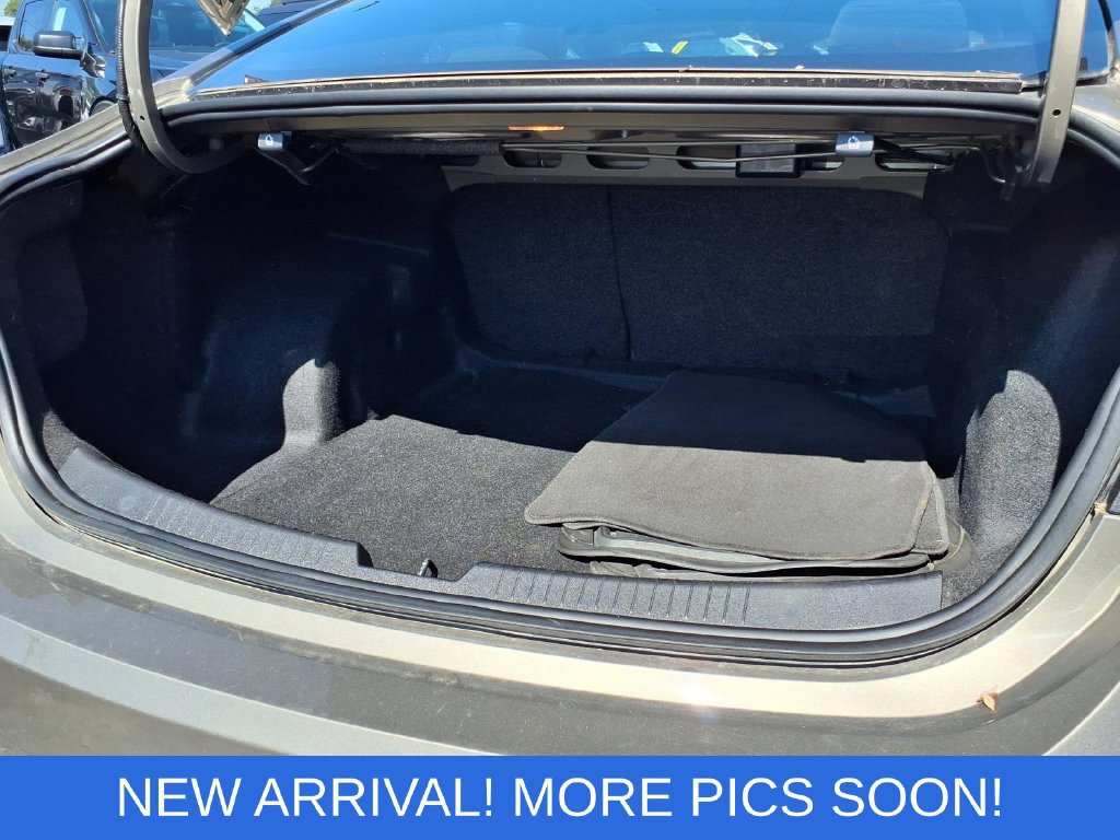Used 2020 Chevrolet Malibu LT FWD image 19