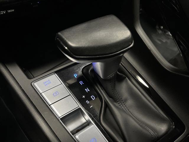 Used 2023 Hyundai Elantra Limited FWD image 21