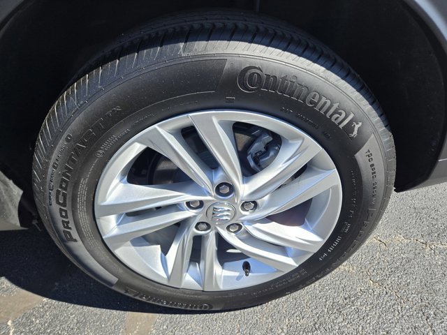 Used 2025 Buick Envista Preferred image 41