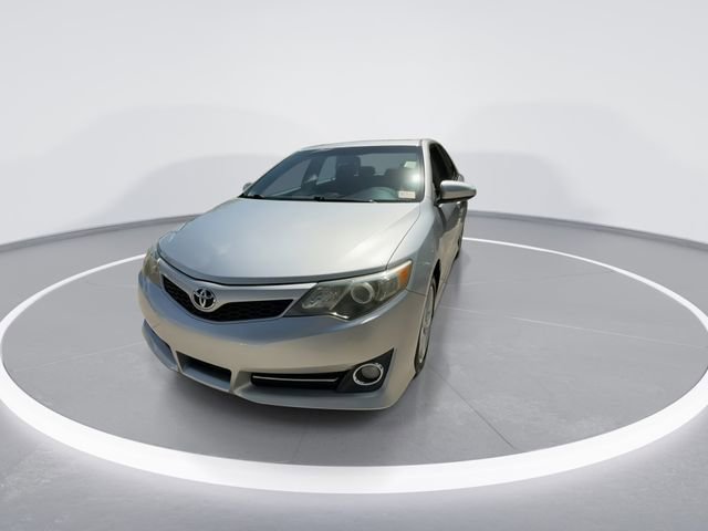 Used 2012 Toyota Camry SE image 3