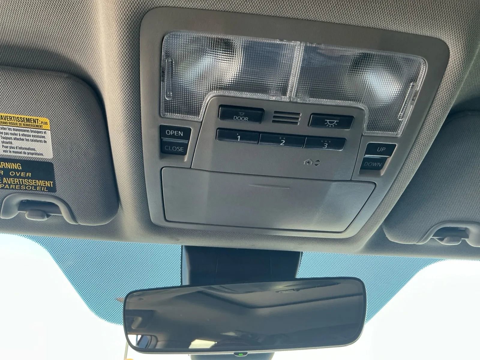 Used 2019 Toyota Highlander SE image 36