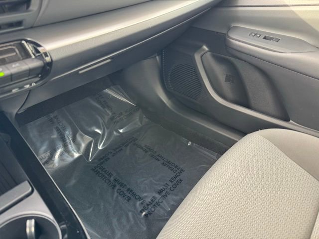 Used 2024 Toyota Prius LE image 16