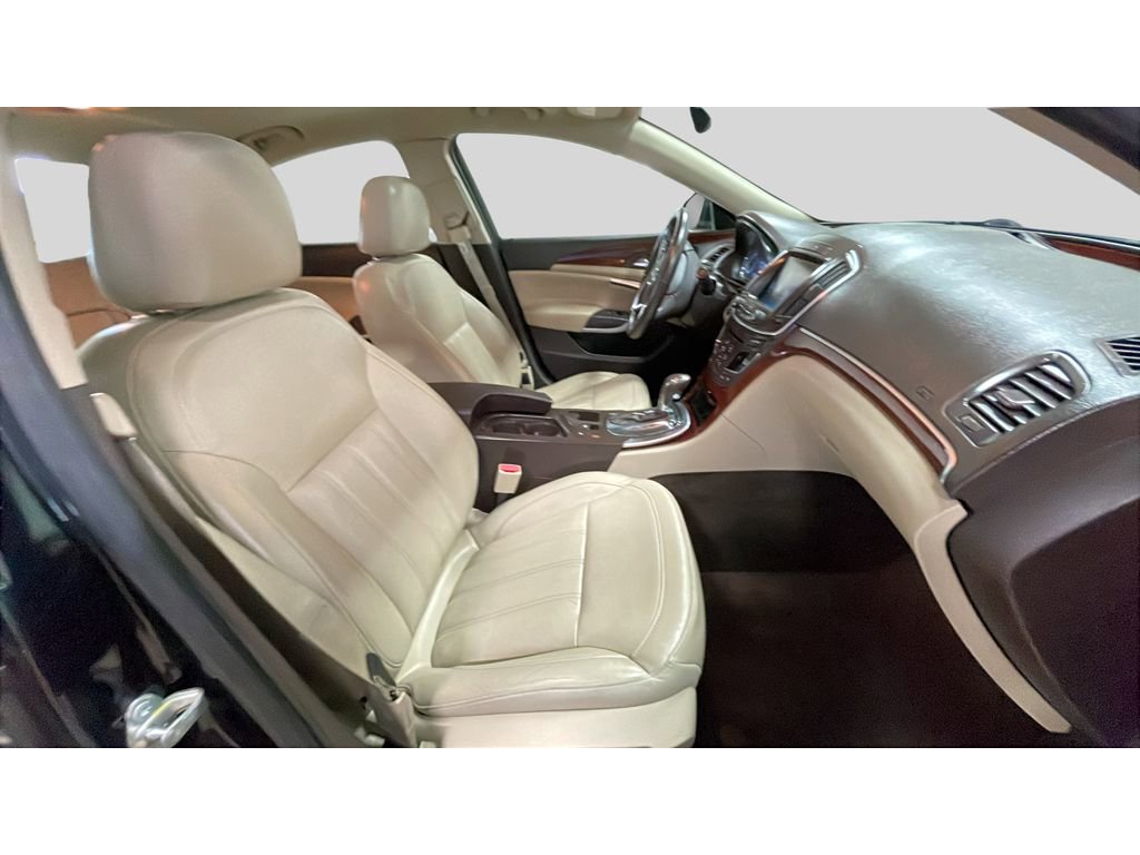 Used 2014 Buick Regal Premium AWD/4WD image 18