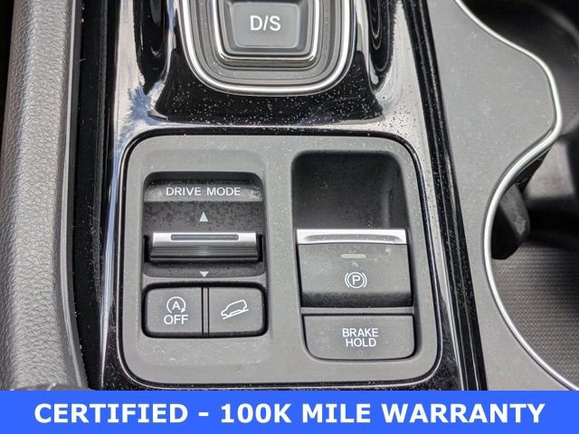 Used 2025 Honda Pilot Touring image 32