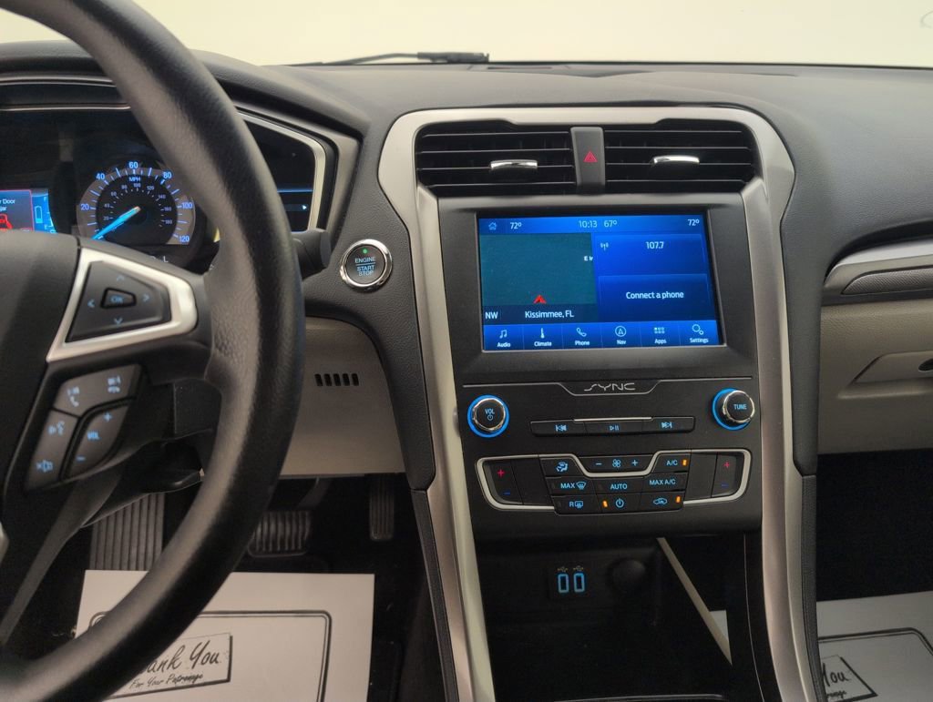 Certified 2019 Ford Fusion SE image 19