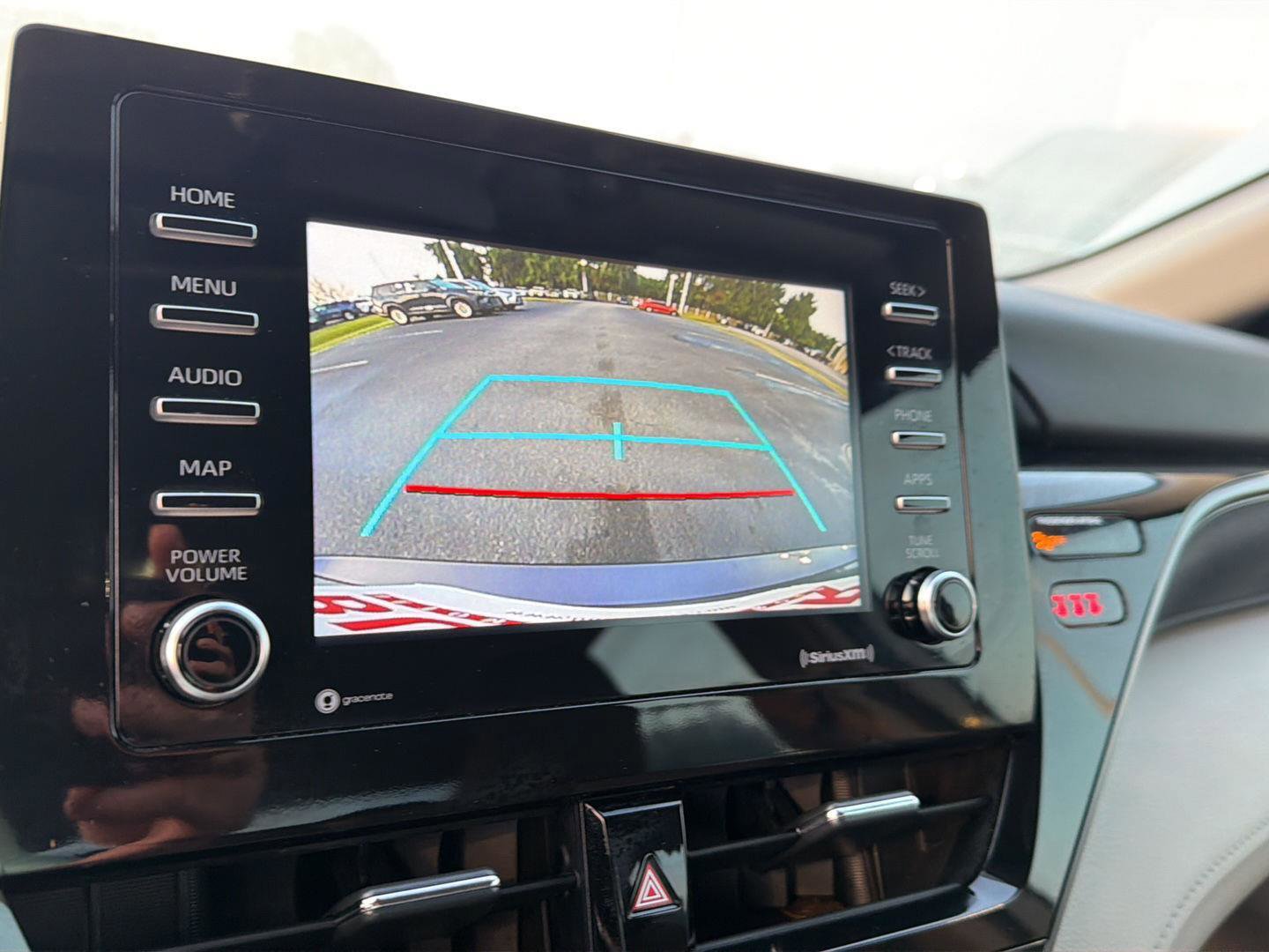 Used 2022 Toyota Camry LE FWD image 25