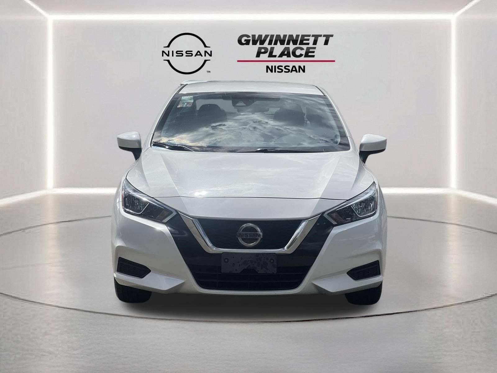 Used 2022 Nissan Versa SV FWD image 25