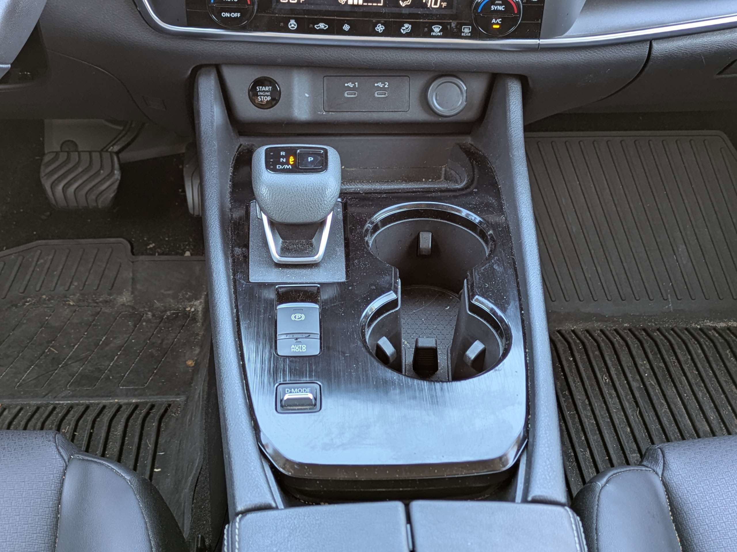 Used 2024 Nissan Rogue SV w/ SV Premium Package image 20