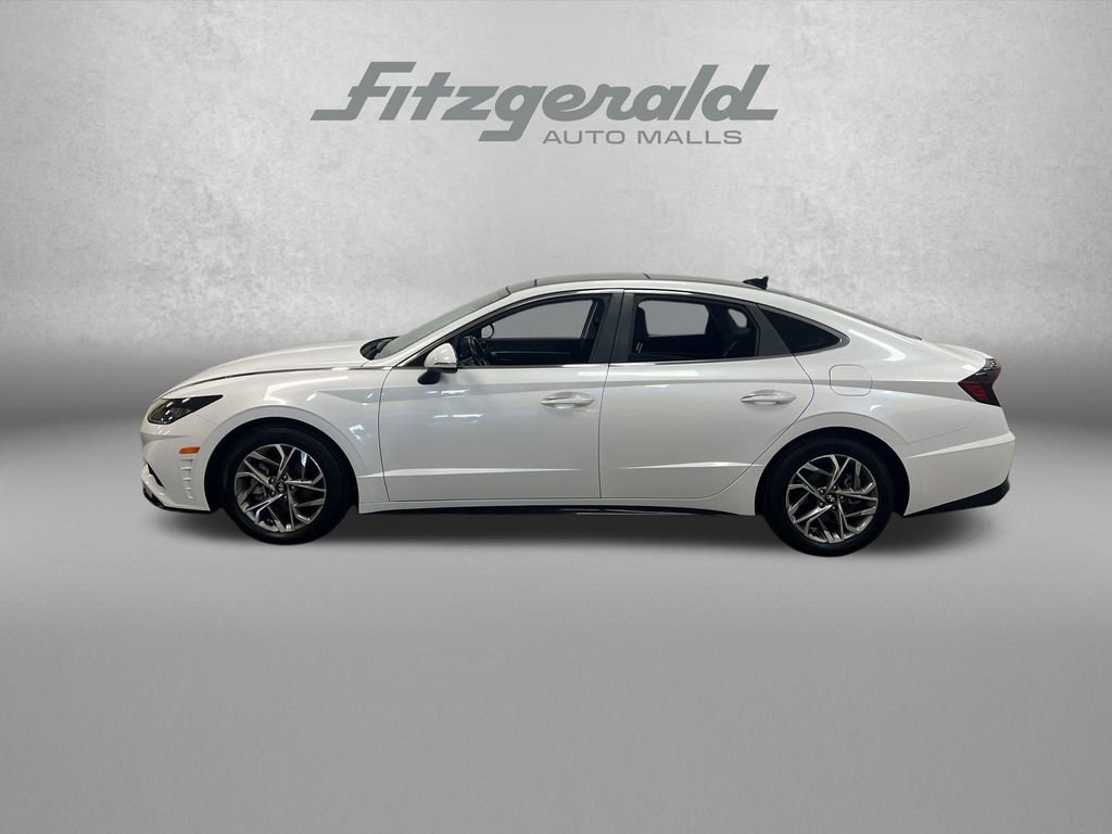 Used 2021 Hyundai Sonata SEL w/ Convenience Package FWD image 2