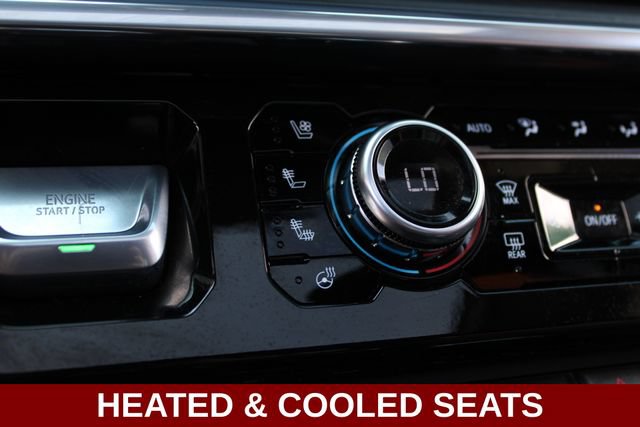 Used 2023 GMC Sierra 1500 Denali Ultimate AWD/4WD image 5