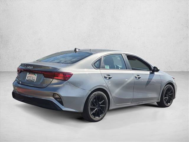 Used 2022 Kia Forte LXS FWD image 5