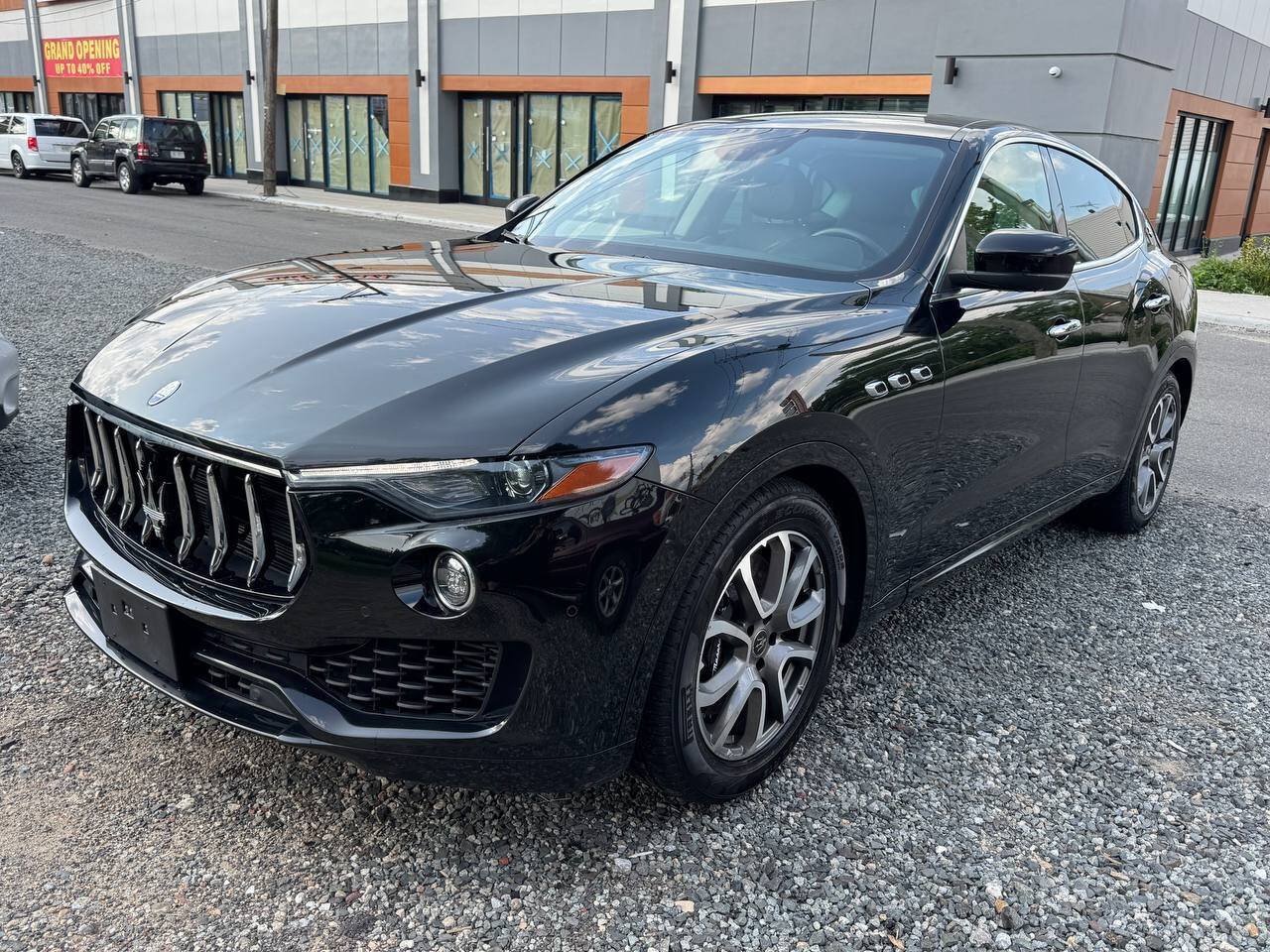 Used 2020 Maserati Levante S AWD/4WD image 1