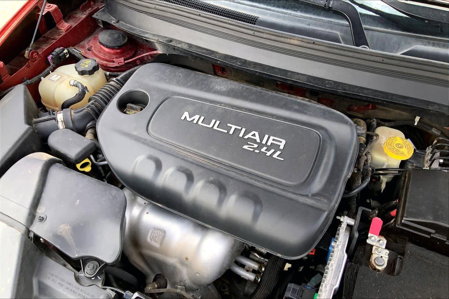 Used 2016 Jeep Cherokee Latitude FWD image 35