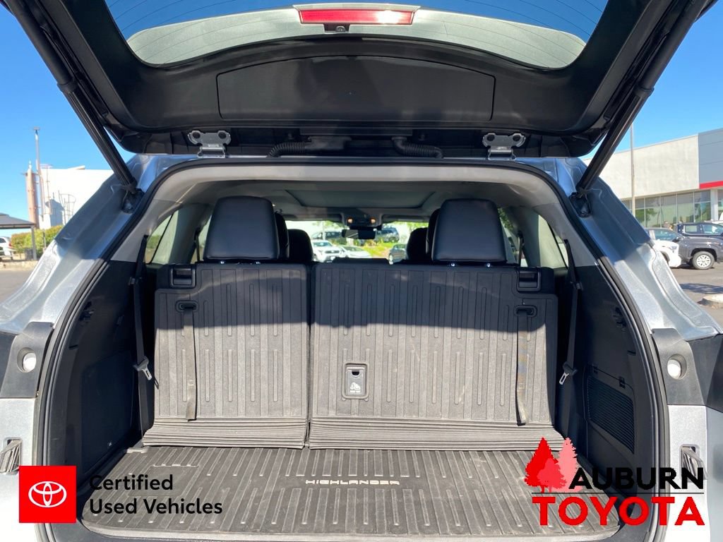 Certified 2020 Toyota Highlander Platinum AWD/4WD image 14
