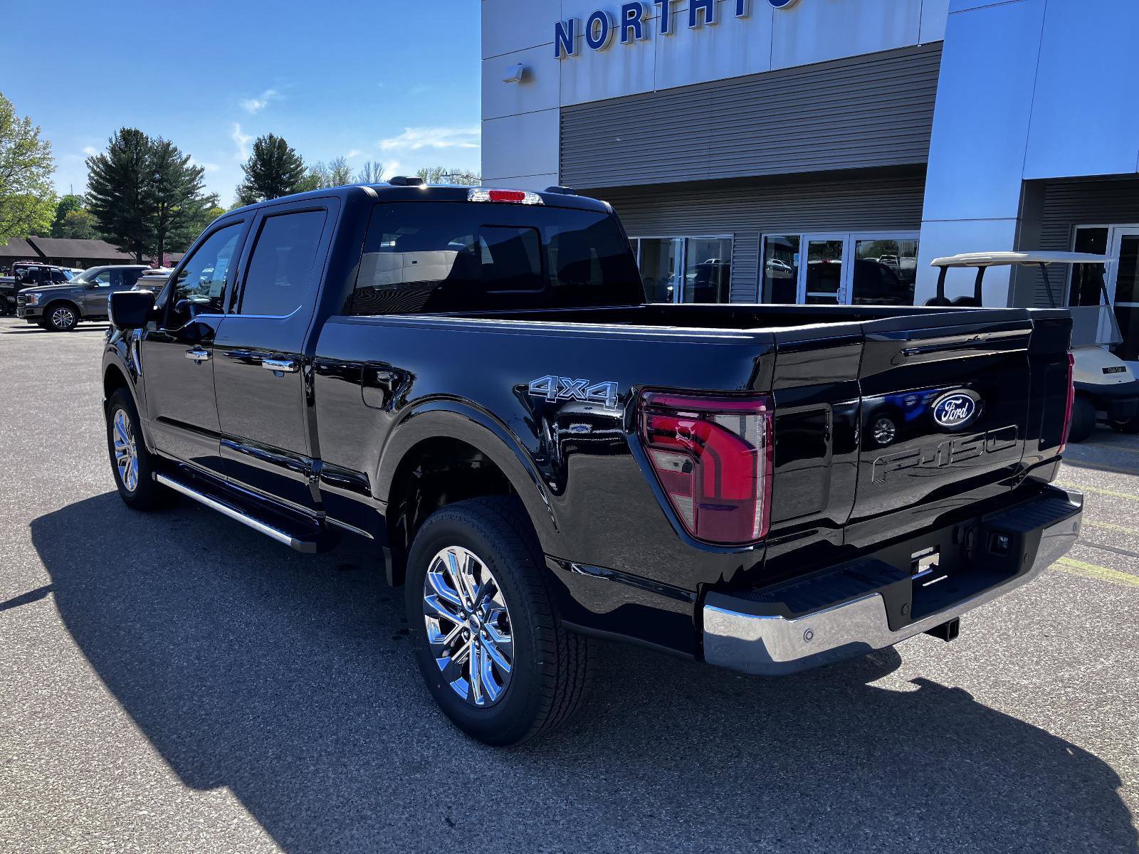 New 2025 Ford F150 Lariat w/ Equipment Group 502A High image 8