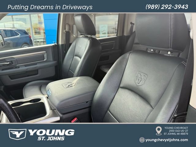 Used 2018 RAM 1500 Classic SLT w/ SLT Plus D←cor Group AWD/4WD image 17