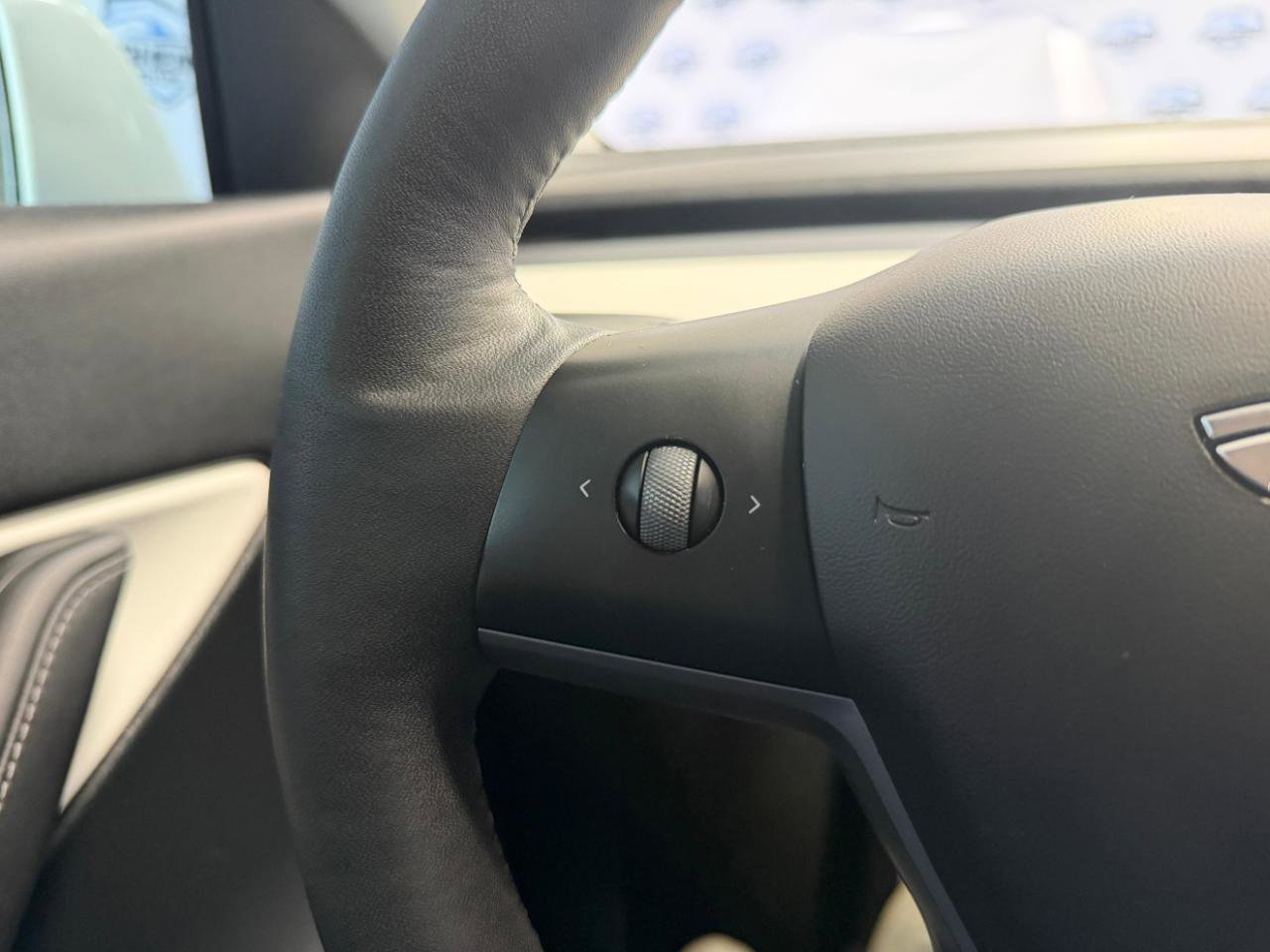 Used 2021 Tesla Model Y Performance AWD/4WD image 30