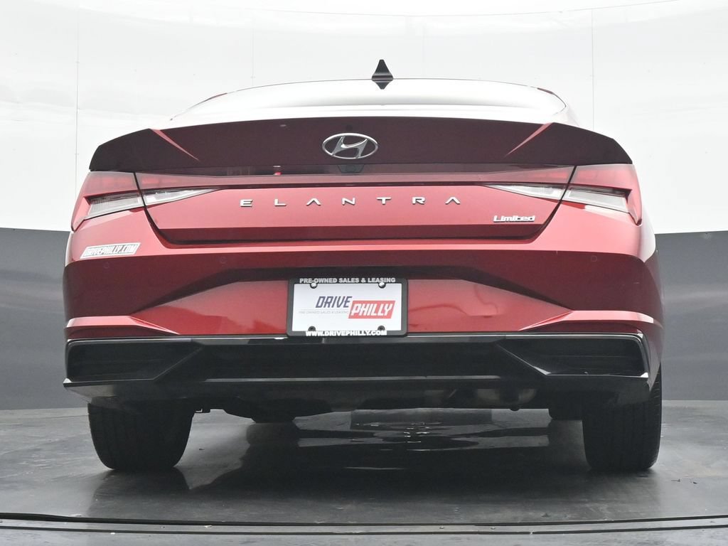 Used 2023 Hyundai Elantra Limited FWD image 30