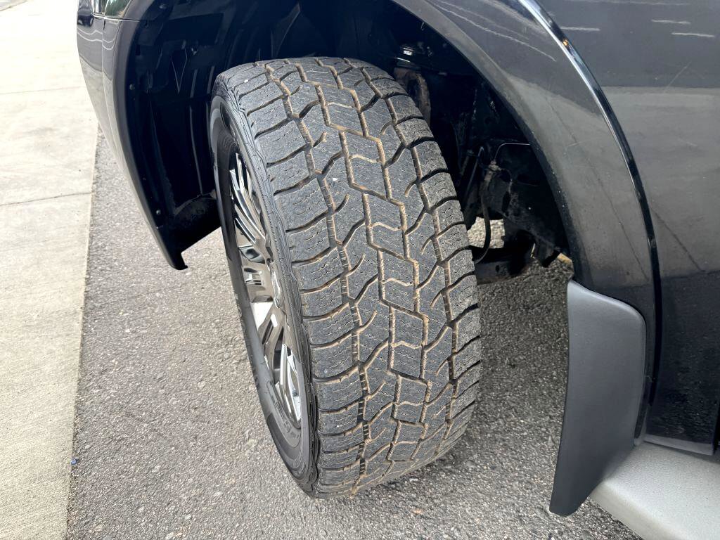 Used 2015 Nissan Armada Platinum image 35