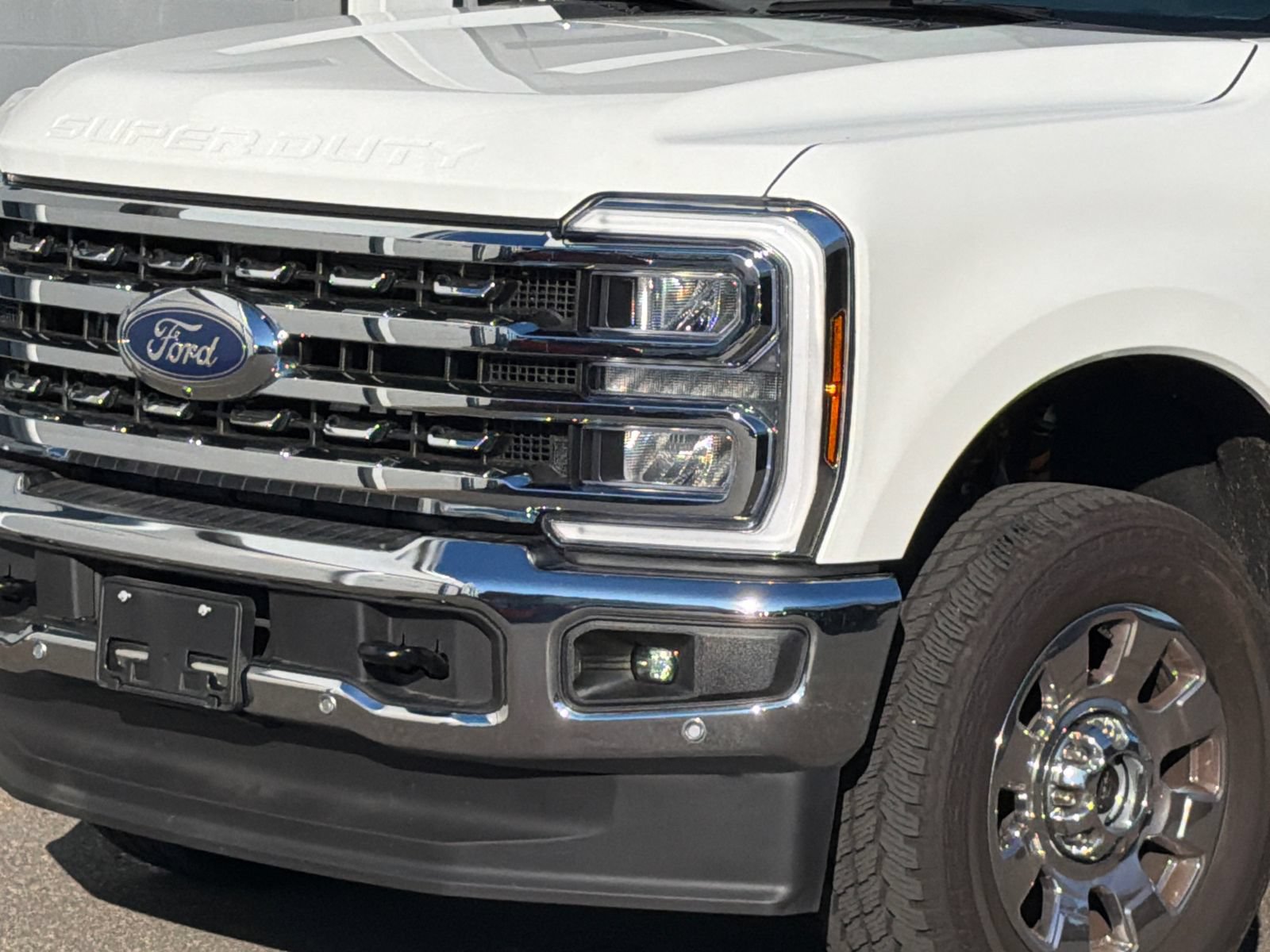 Used 2026 Ford F250 Lariat w/ Lariat Ultimate Package AWD/4WD image 2
