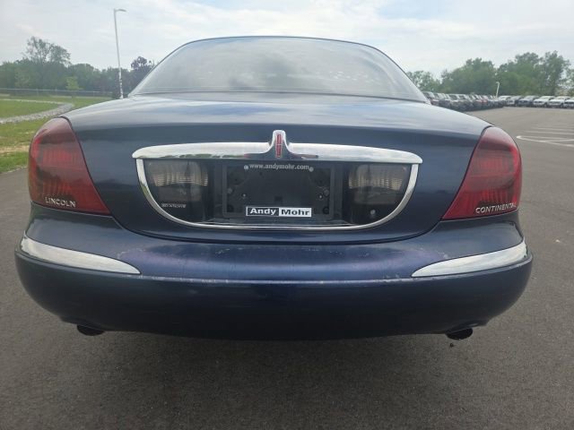 Used 2002 Lincoln Continental FWD image 9