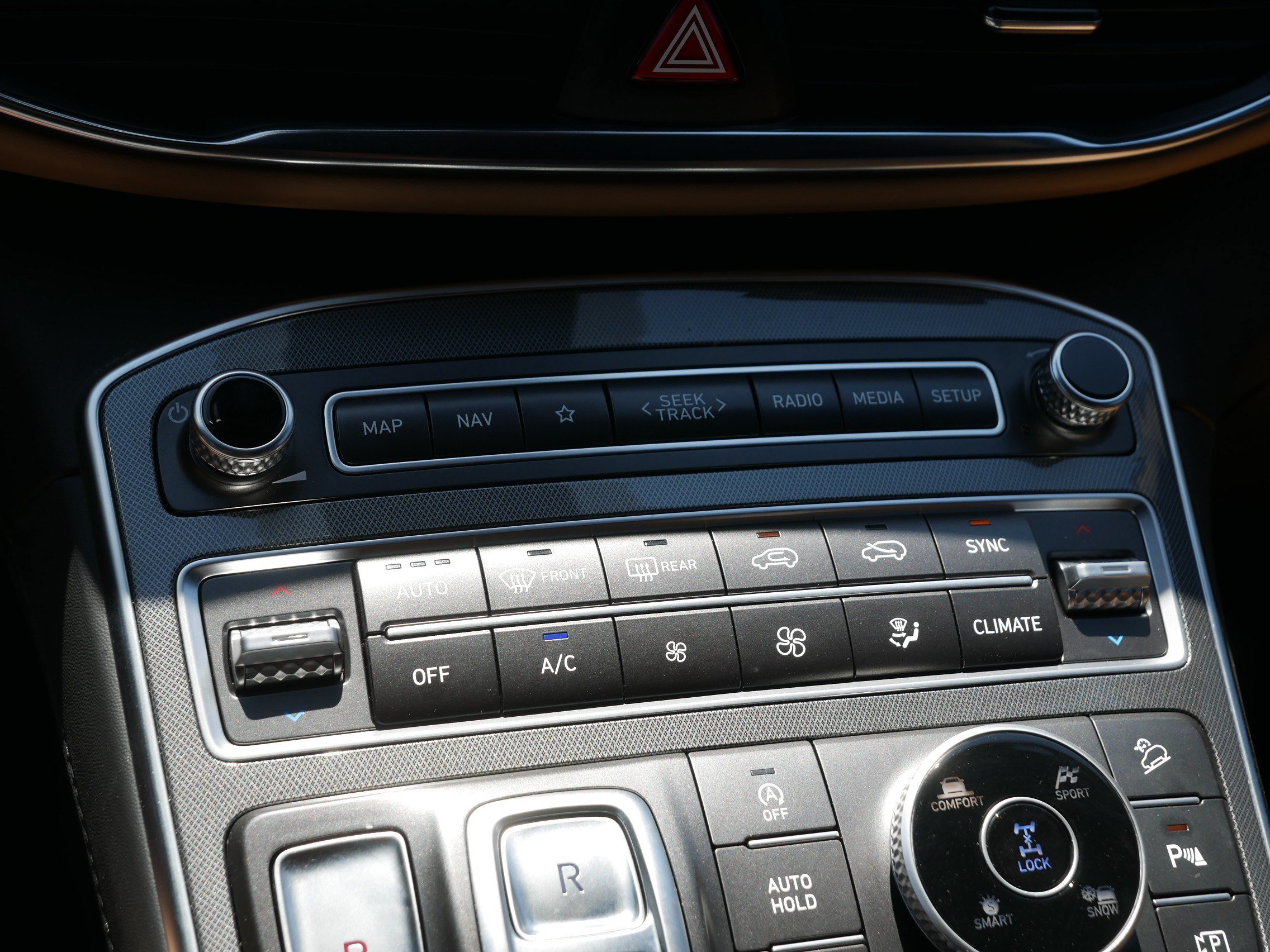 Used 2023 Hyundai Santa Fe Calligraphy AWD/4WD image 23